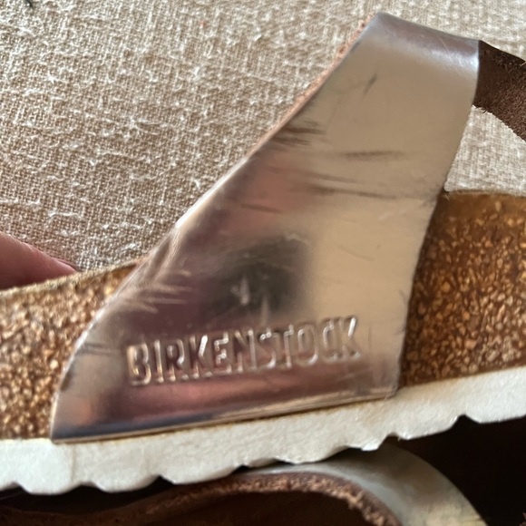 Women’s Gold Birkenstock Sandals size 38/7! - Picture 4 of 10